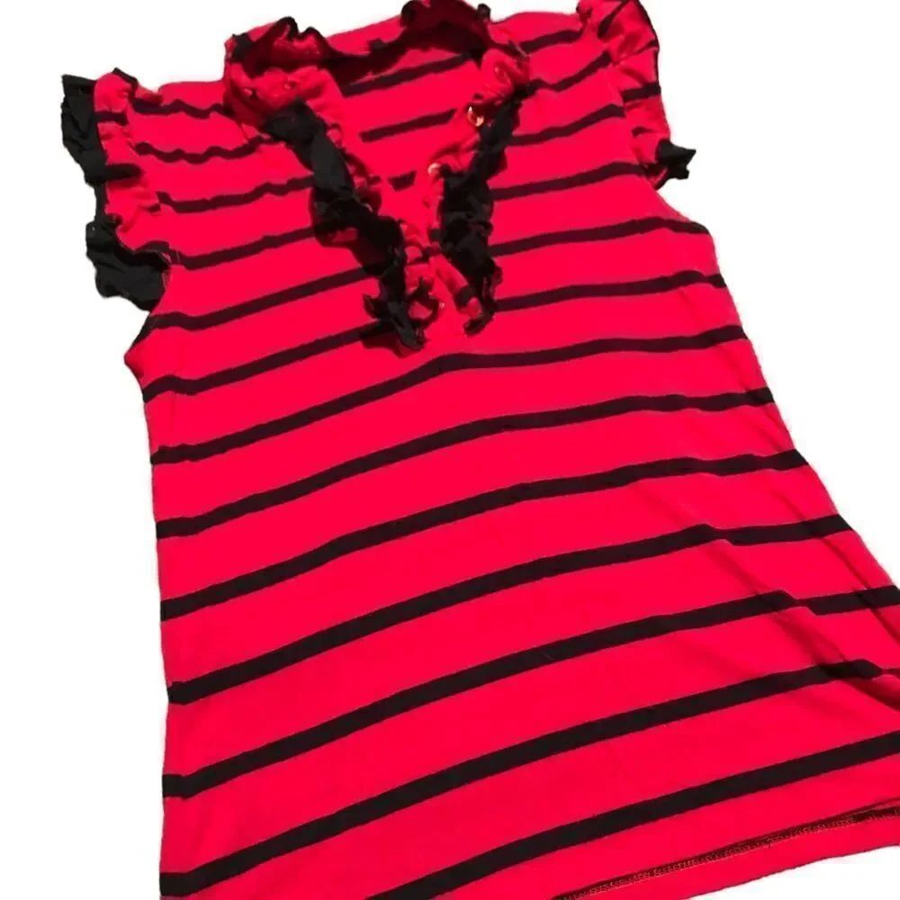 Pretty Lolita size XS top excellent condition